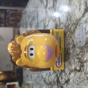 Little Tikes Glowin' Lion Flashlight